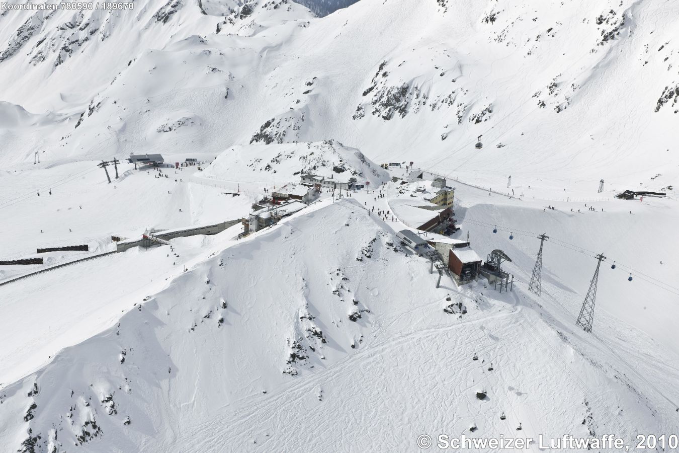 Skigebiet Weissfluhjoch (2686 m.ü.M.); (2)